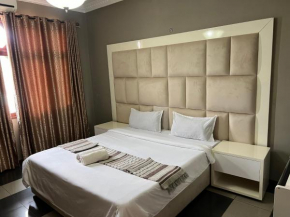 MATOLa HOUSe